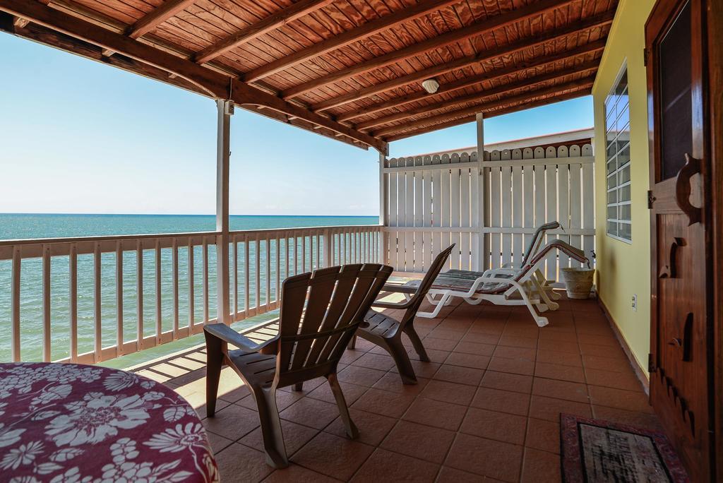 Lemon Tree Ocean Front Hotel Rincon Exterior photo
